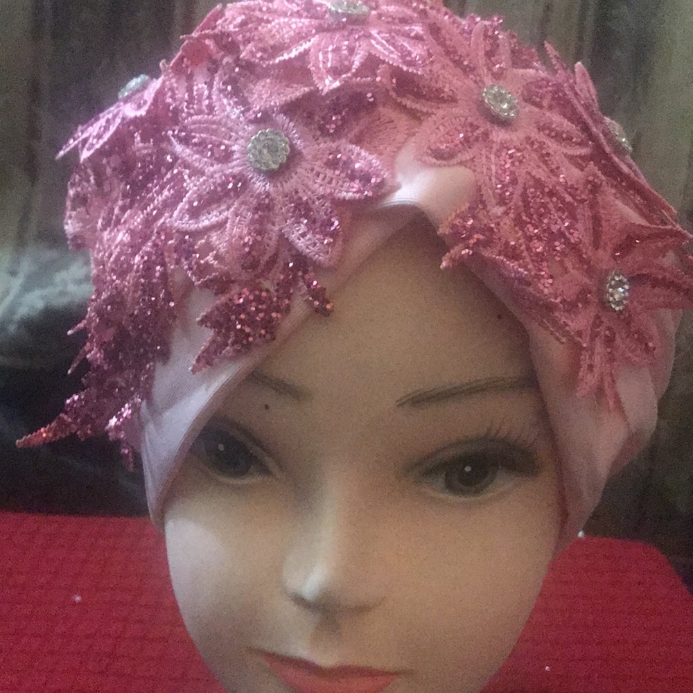 Flowers hat with beautiful stone